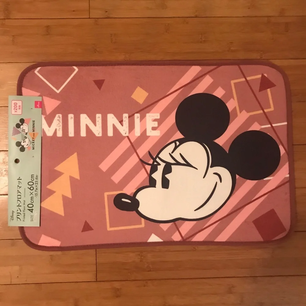 🎀 Disney x Daiso Japan Retro Minnie Floor Mat